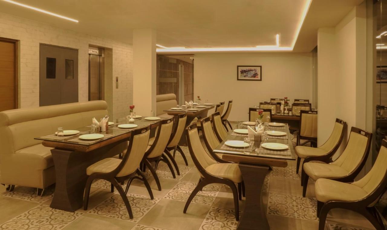 Florida Airport Hotel Kochi Nedumbassery Exterior foto